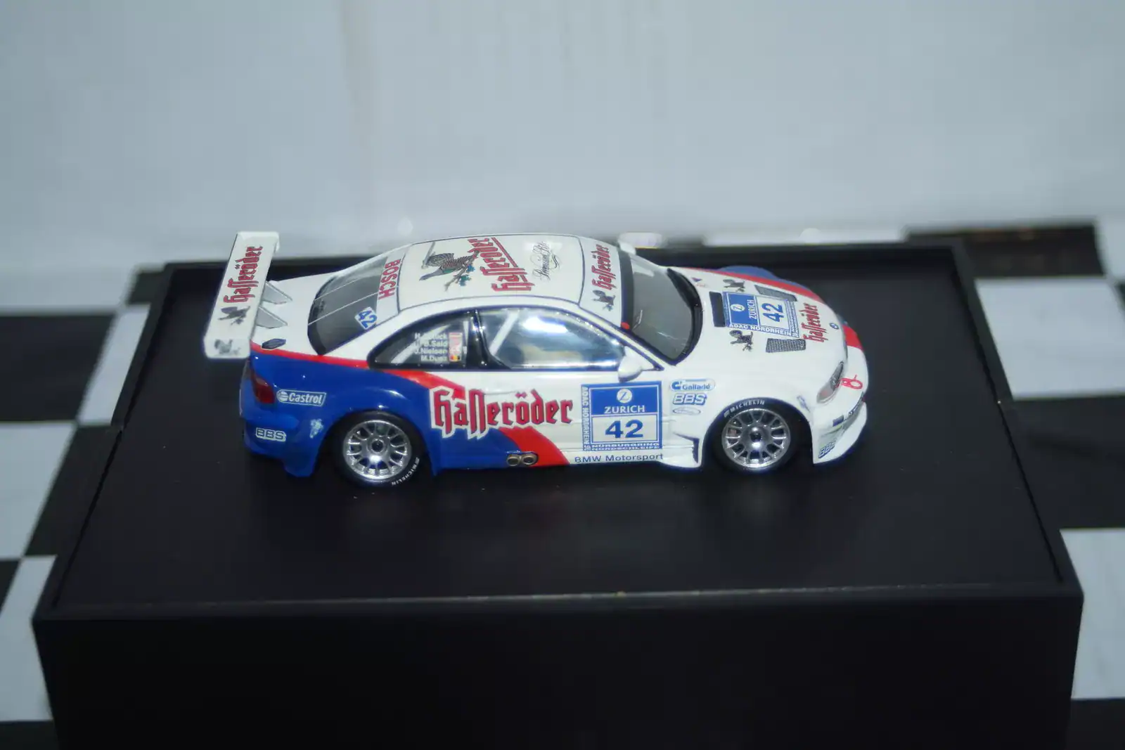 Minichamps bmw m3 gtr 24h nurburgring 2003 1:43 80420304706 (dealer box)
