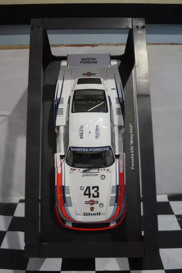 Werk83 porsche 935 moby dick 3.2 twin turbo #43 lemans 1:18 ref  w18040001