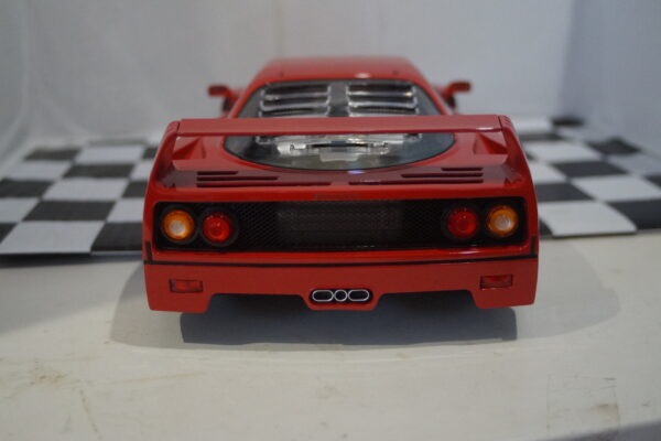 Norev ferrari f40 1987 1:12 scale ref 127900 (original version)