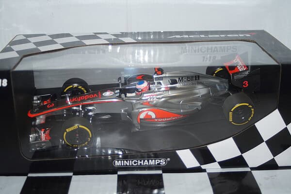Minichamps mclaren mercedes mp4-27 j.button f1 2012 530 121803 1:18