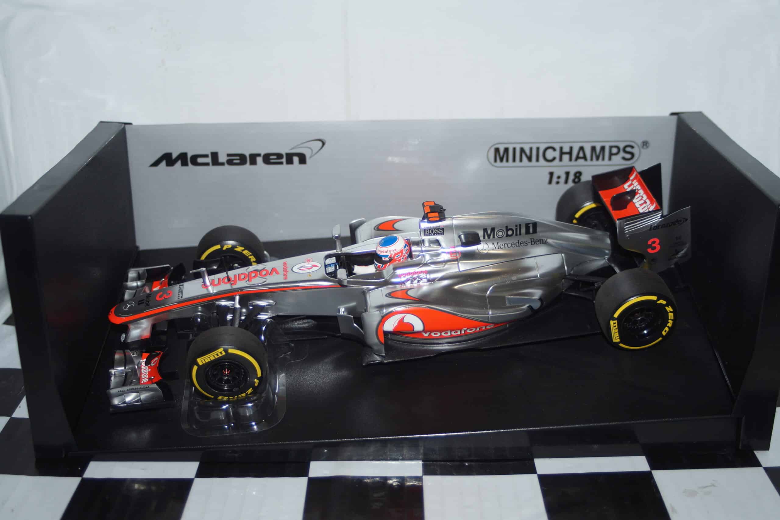 Minichamps mclaren mercedes mp4-27 j.button f1 2012 530 121803 1:18