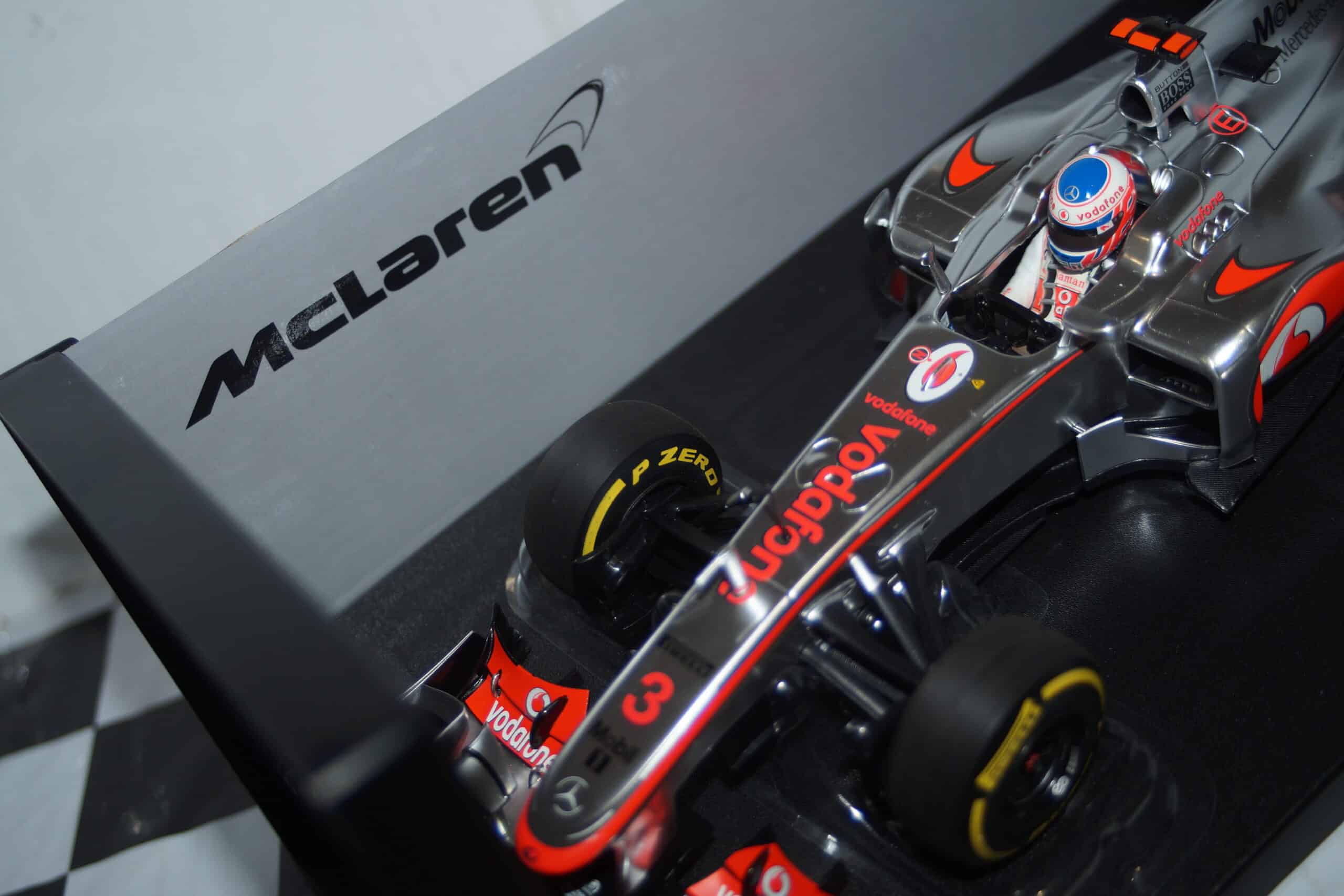 Minichamps mclaren mercedes mp4-27 j.button f1 2012 530 121803 1:18