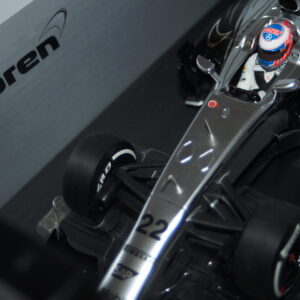 Minichamps mclaren mercedes mp4-29 j.button f1 2012 530 141822 1:18