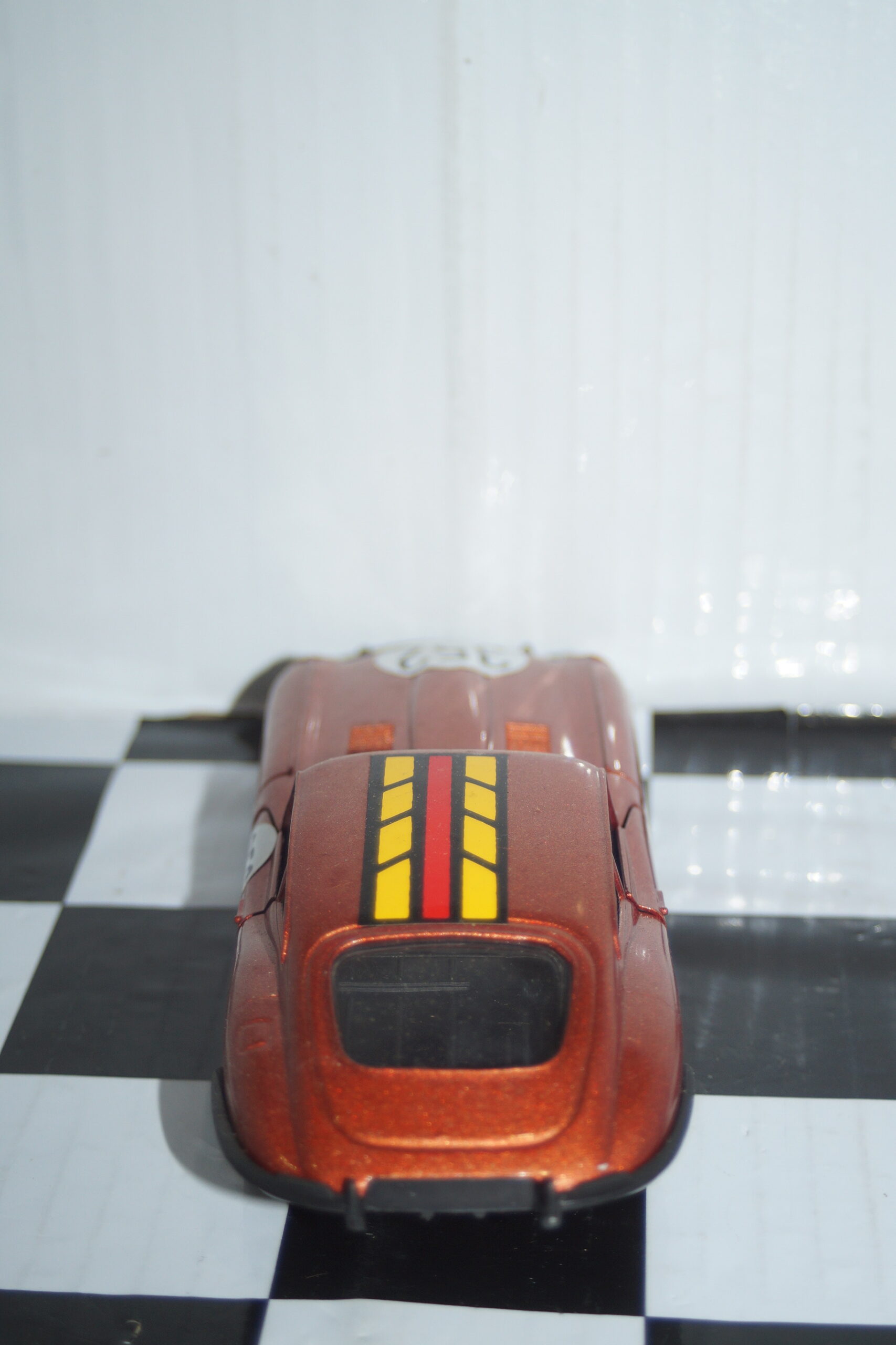 Polistil jaguar xk-e 4.2 litre bronze (boxed including decals) in 1:25 sn02