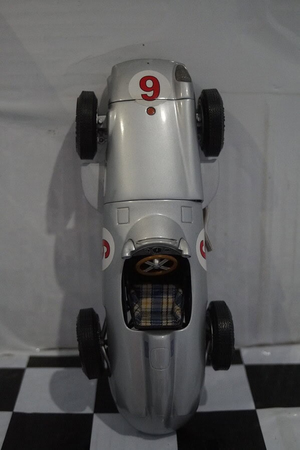 Cmc / solitair mercedes benz w196 #6 silver 11:18 diecast m-020