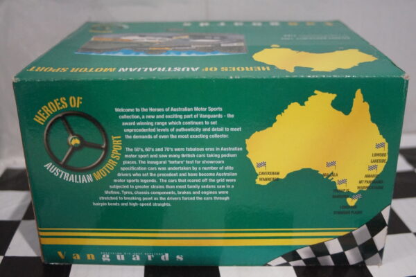 Vanguards bathurst 1966 2 x mini cooper diorama rd4002 1:43 scale