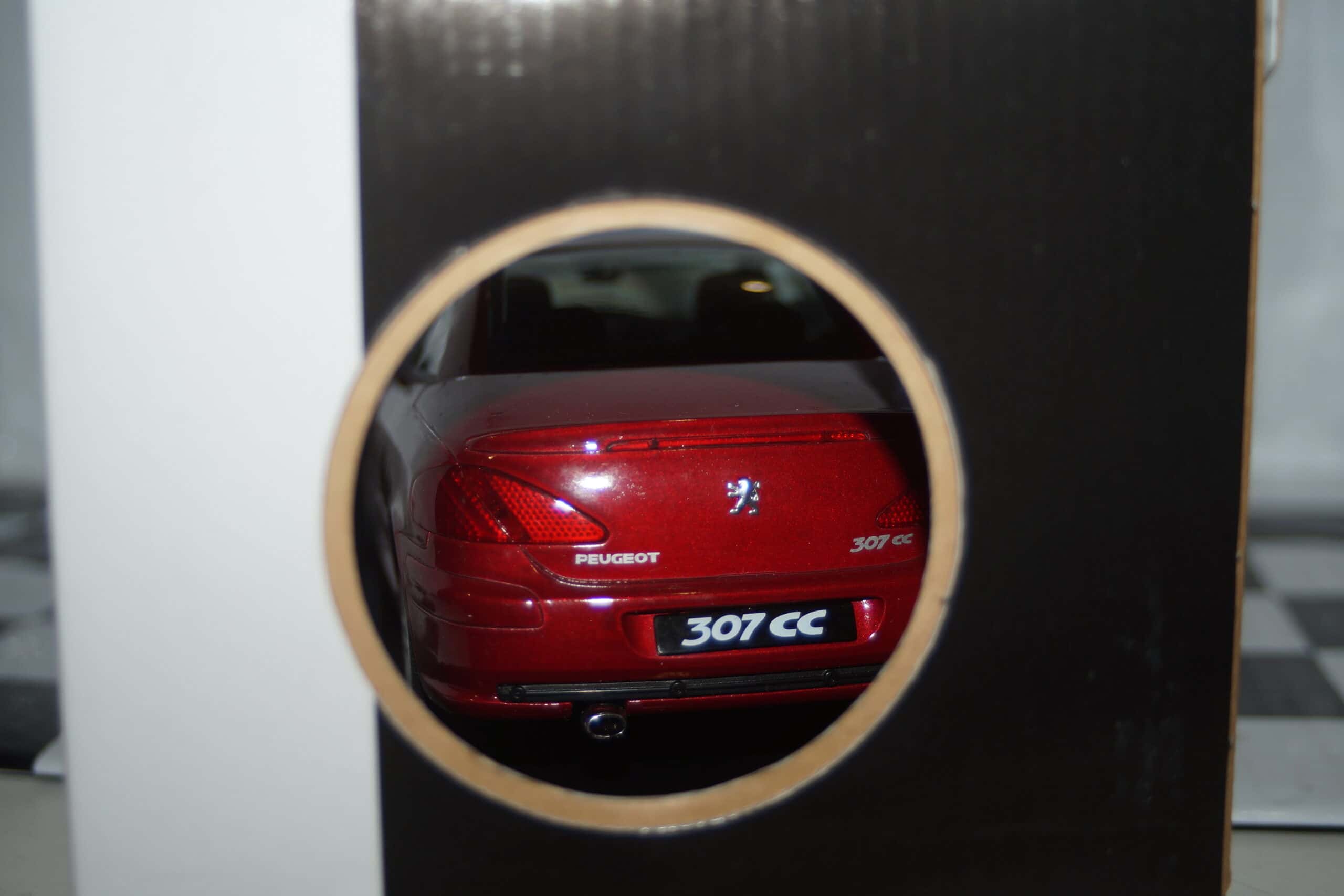 Solido peugeot 307cc red 1:18 diecast 8148