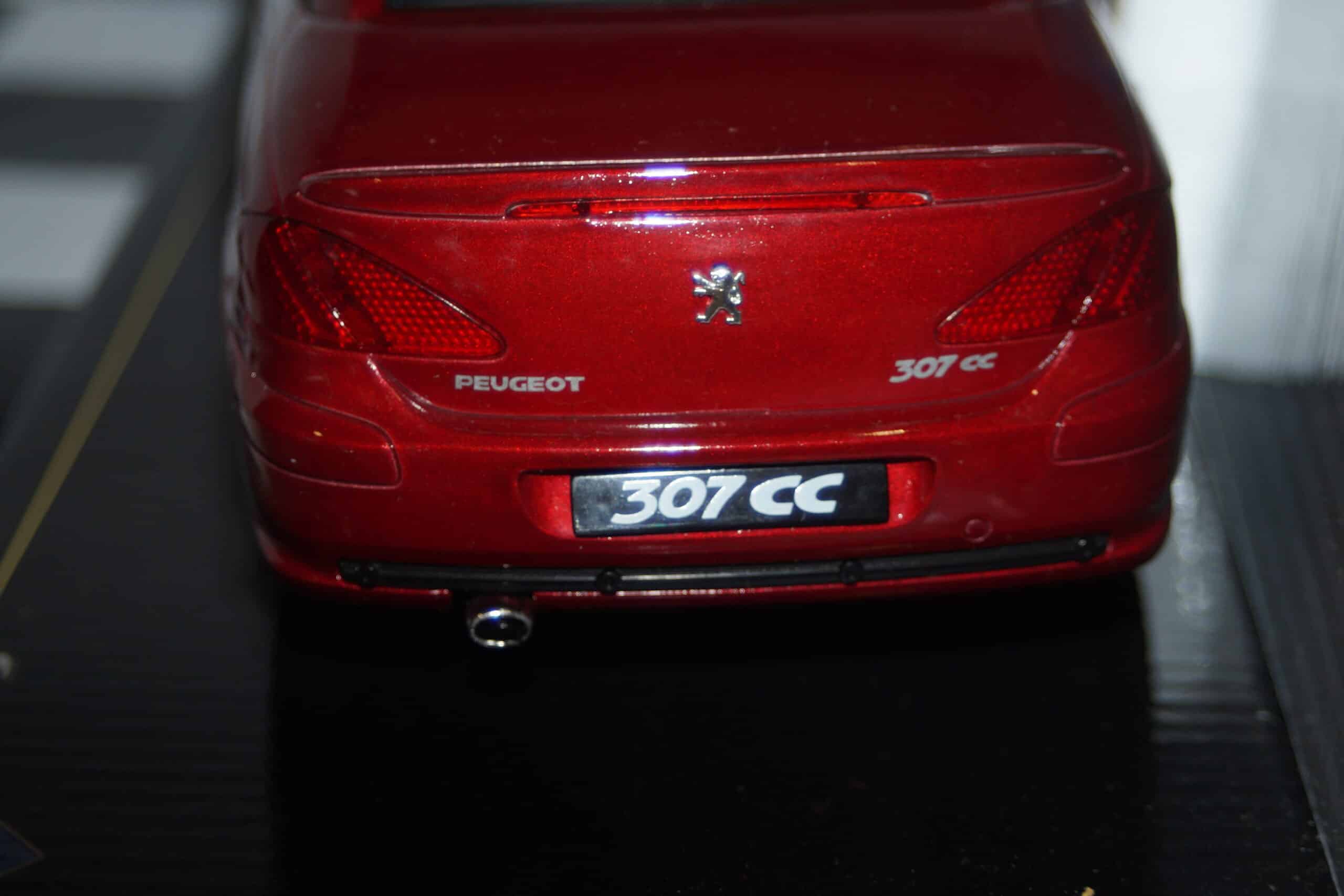 Solido peugeot 307cc red 1:18 diecast 8148