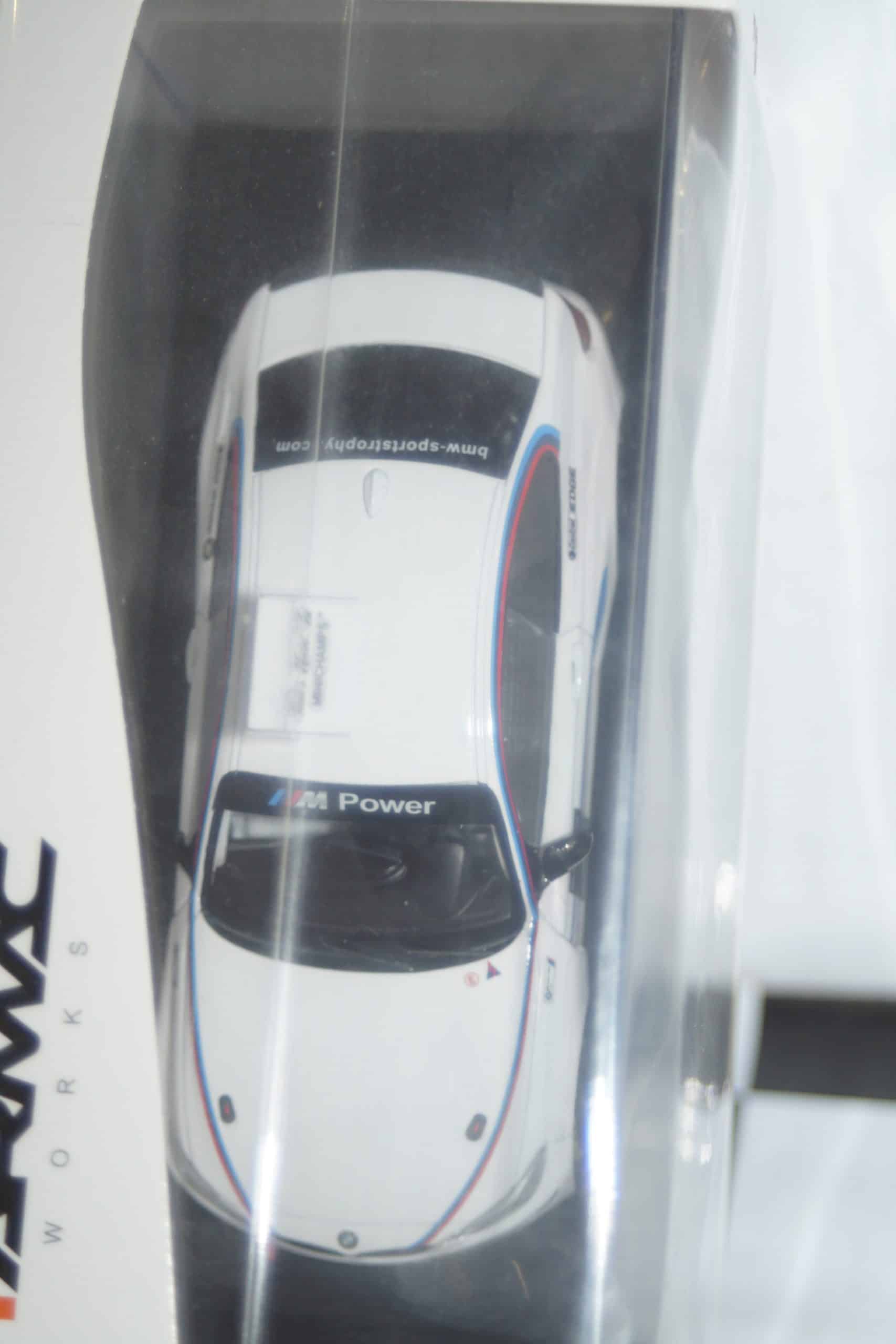 Minichamps bmw 325i compact in red 1:43 ref 80 42 0 024 437