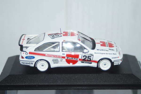 Minichamps ford escort mk1 tc #36 nurburgring 1968 gardner 400 688136 1:43