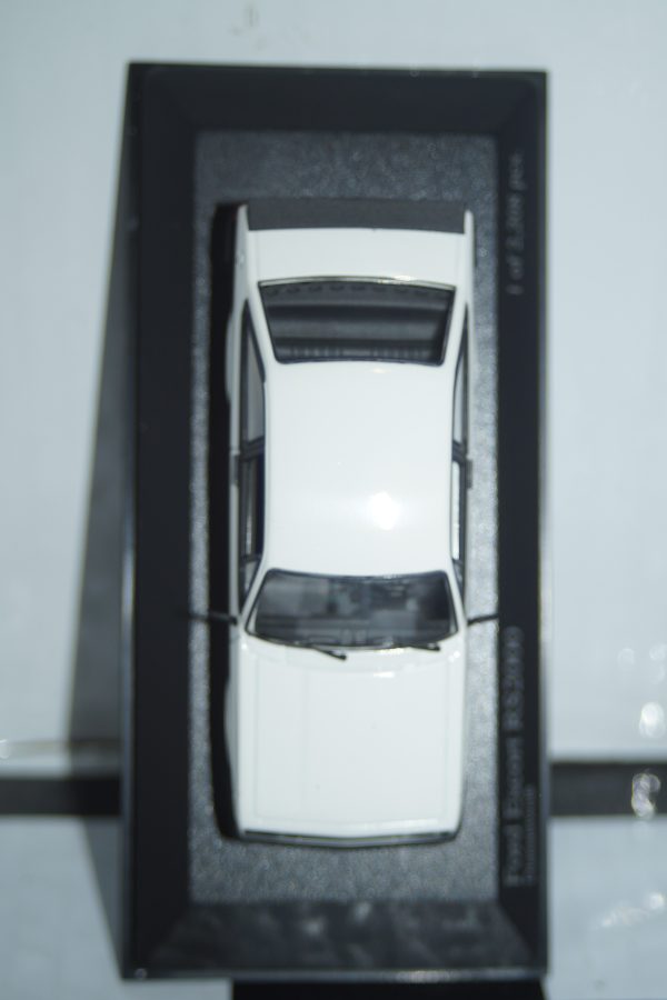 Minichamps ford escort mk2 rs2000 white 400 084300 1:43