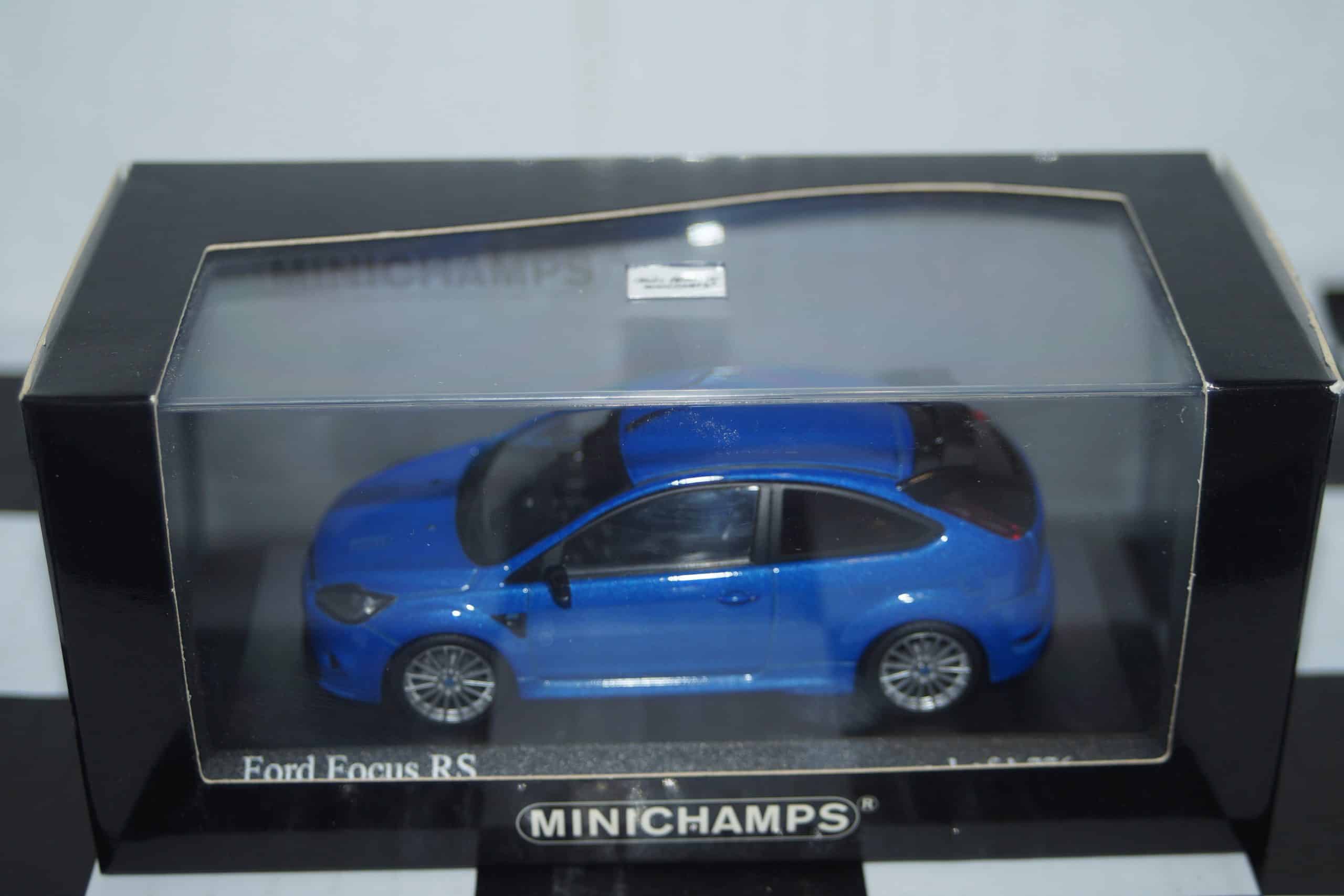 Minichamps ford focus rs 2009 blue metallic 400 088105 1:43