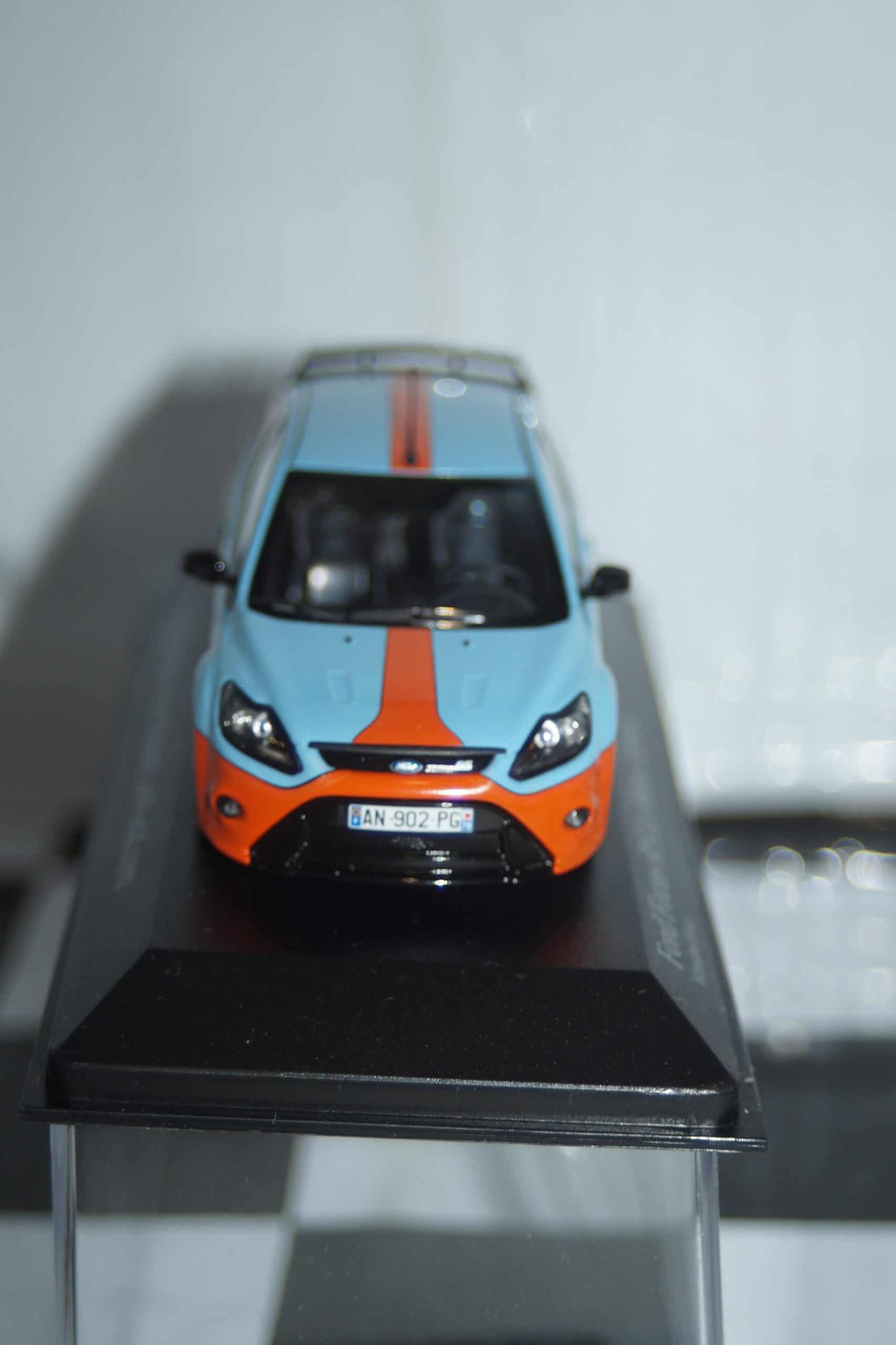 Minichamps ford focus rs le mans edition 2010 white 400 088267 1:43