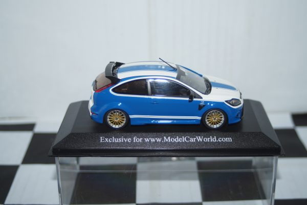 Minichamps ford focus rs le mans edition 2010 white with blue 400 088172 1:43