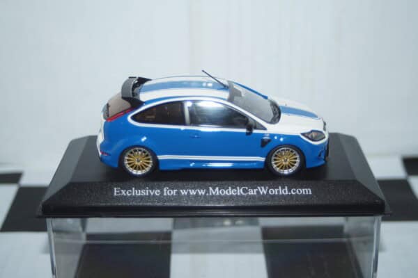 Minichamps ford focus rs le mans edition 2010 white with blue 400 088172 1:43
