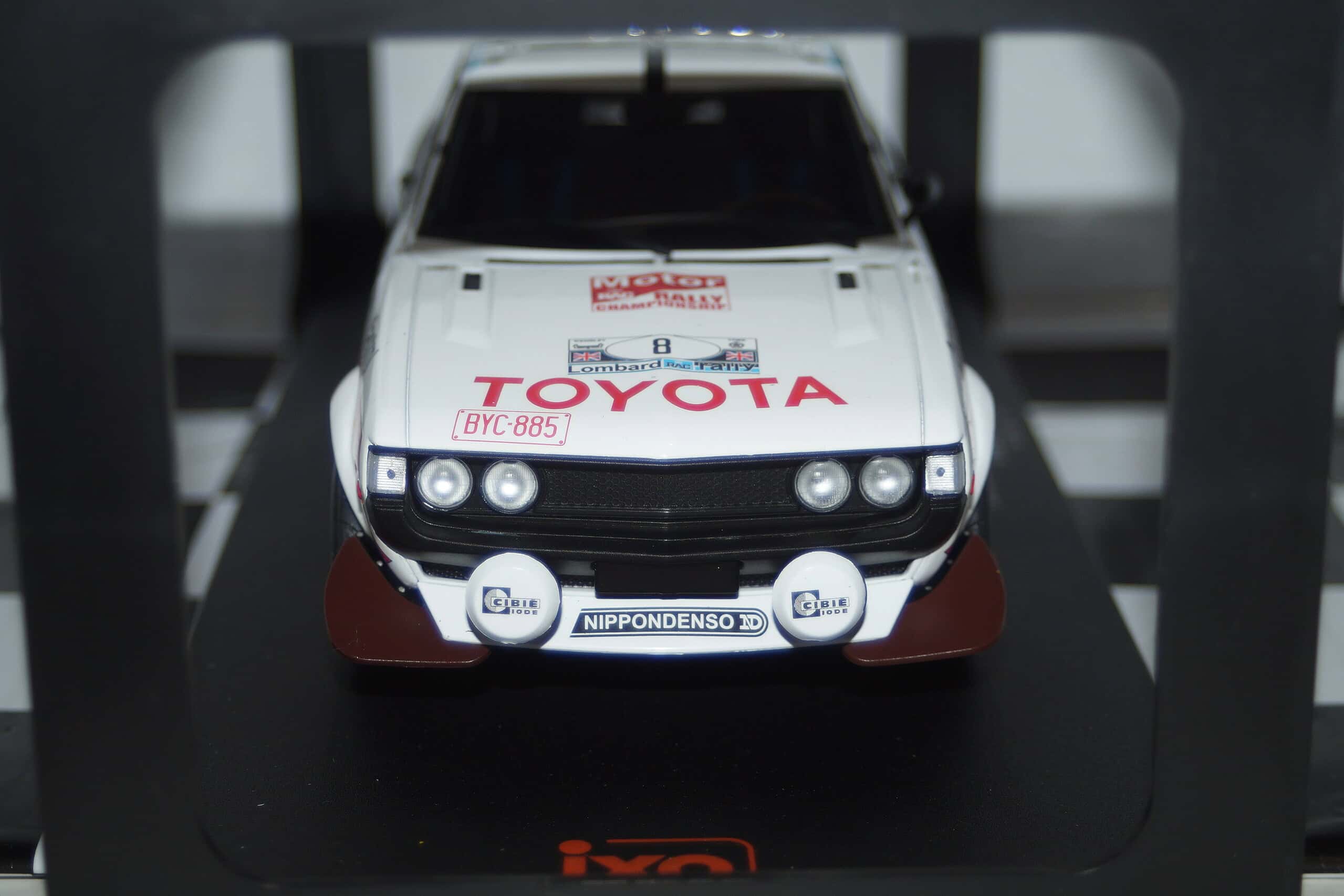 Ixo toyota celica 2000 gt(ra21)  