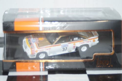 Ixo opel manta 400 rac rally 1984 #37 "gold card"  1:43 diecast rac443.22
