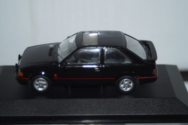 Vanguards ford escort mk4 xr3i black 1/43 ref  va14307a