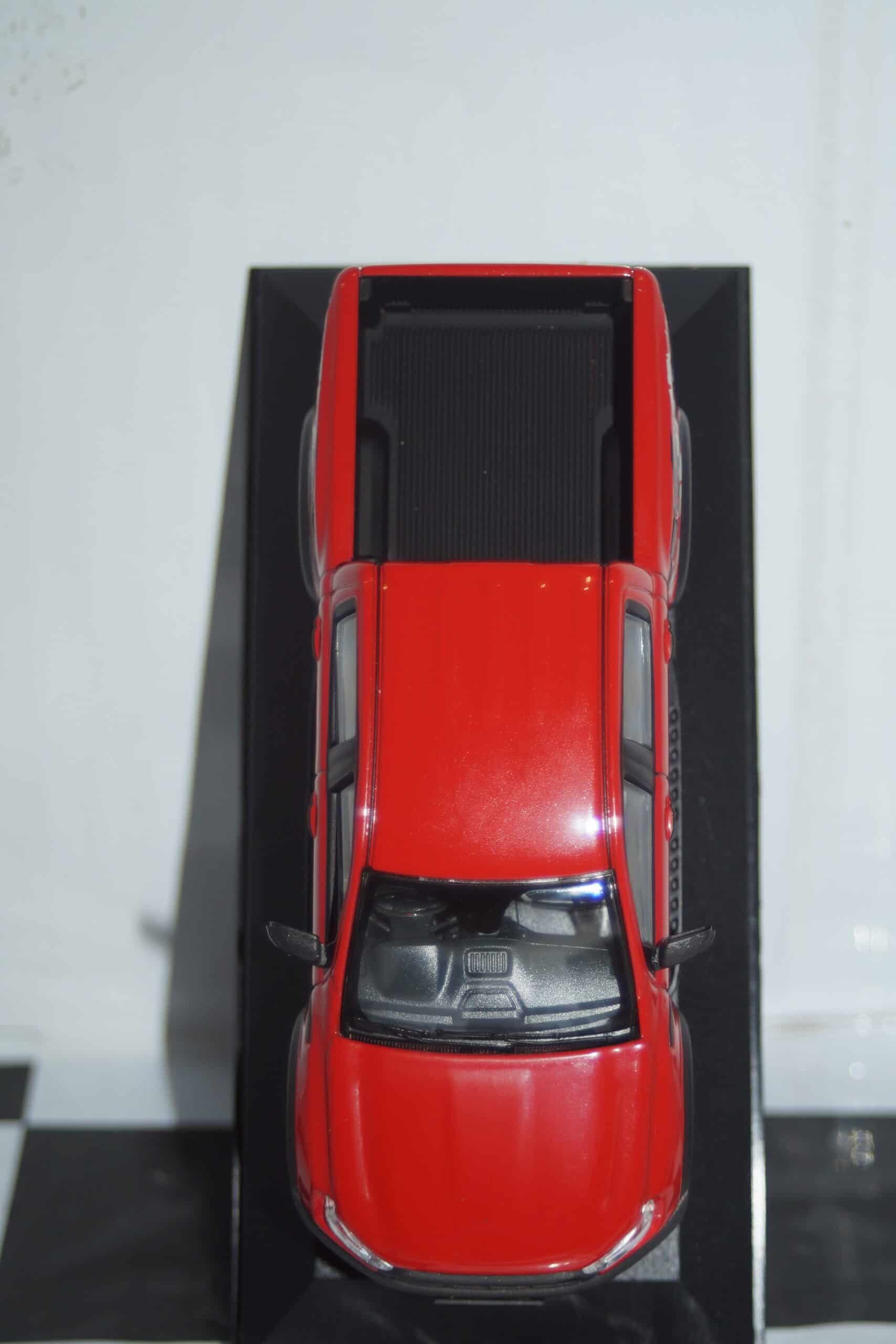 Vanguards ford ranger raptor x se true red 1/43 ref  va15204