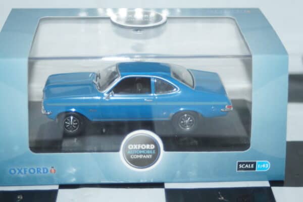 Oxford diecast vauxhall firenza1800 sl in red 1:43rd ref vf002