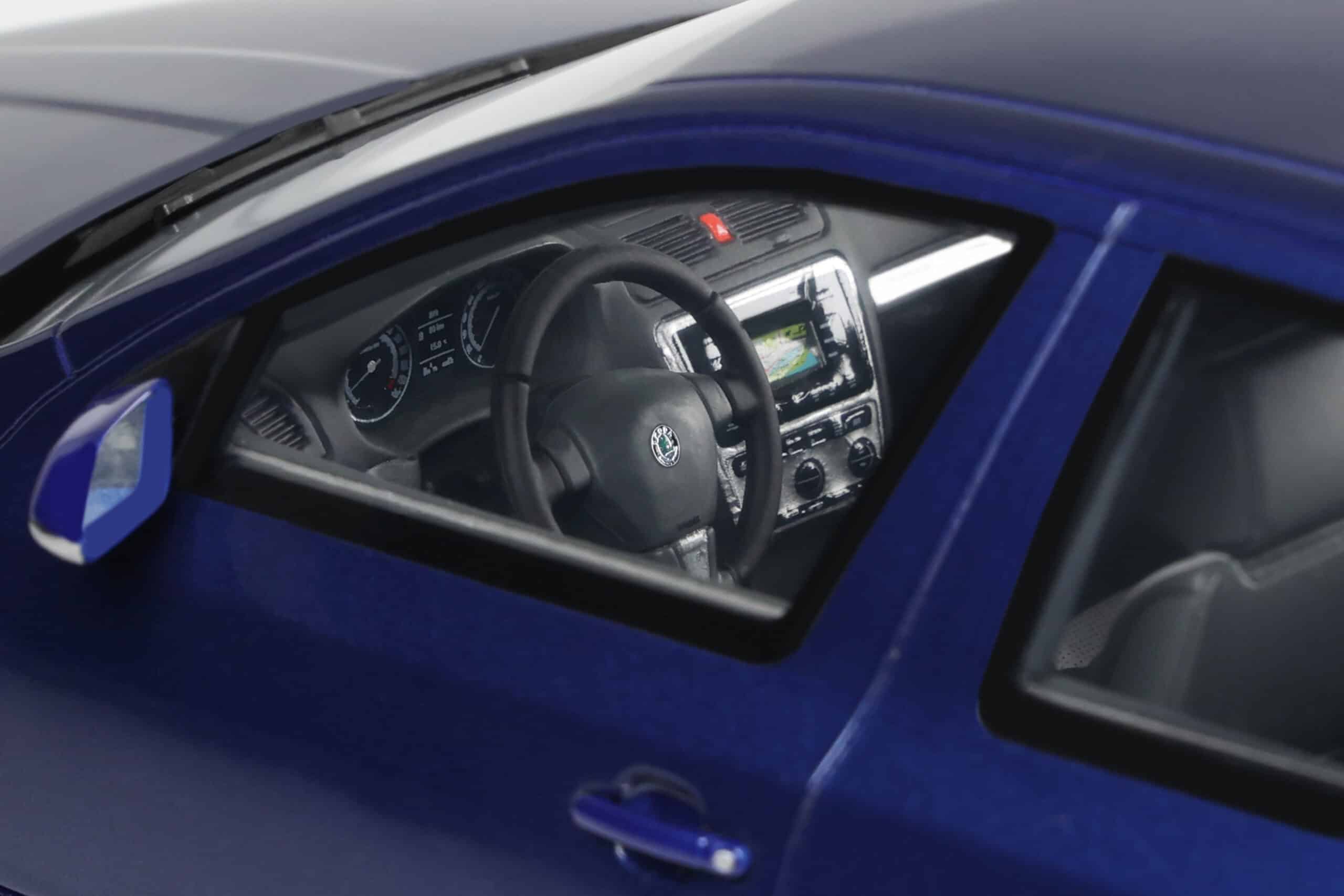 Otto skoda octavia rs 2.0 tfsi race blue metallic 2006 1:18 ot478