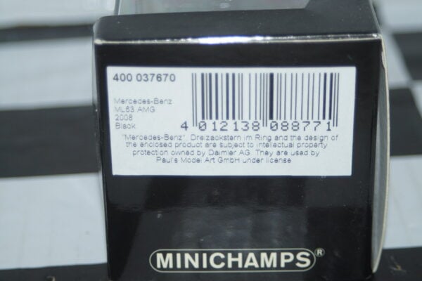 Minichamps mercedes benz ml63 amg 2008 in black 1:43 ref 400 037670