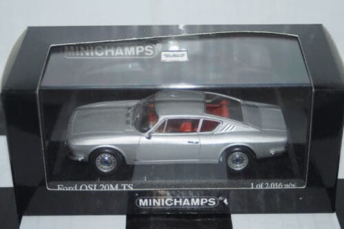 Minichamps smart roadster 2003 in grey 1:43 ref 400 032131