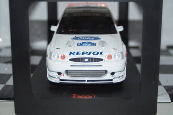 Ixo ford escort wrc winner acropolis rally 1997 #5 c.sainz 1:18 18rmc172a.22