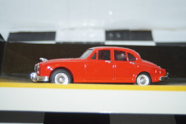 Corgi jaguar mk2 from buster in red  ref 01801 1/43rd