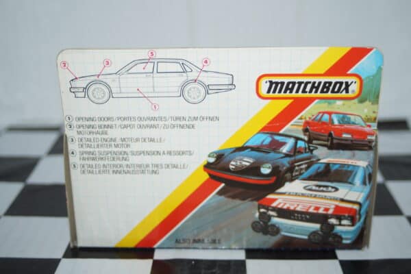 Matchbox superkings jaguar xj6 in metallic red ref k-146 in 1:36