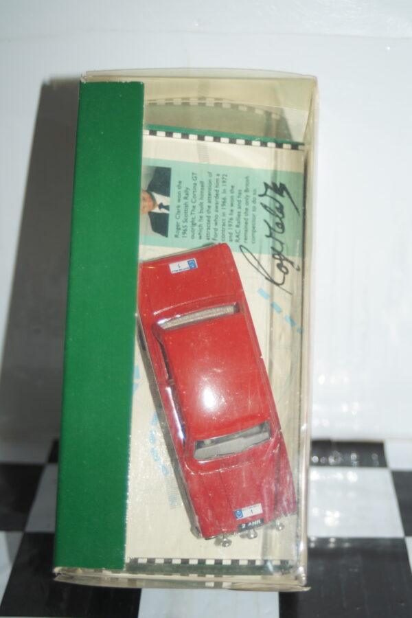 Corgi ford cortina classic models with ref 96763 1/36th