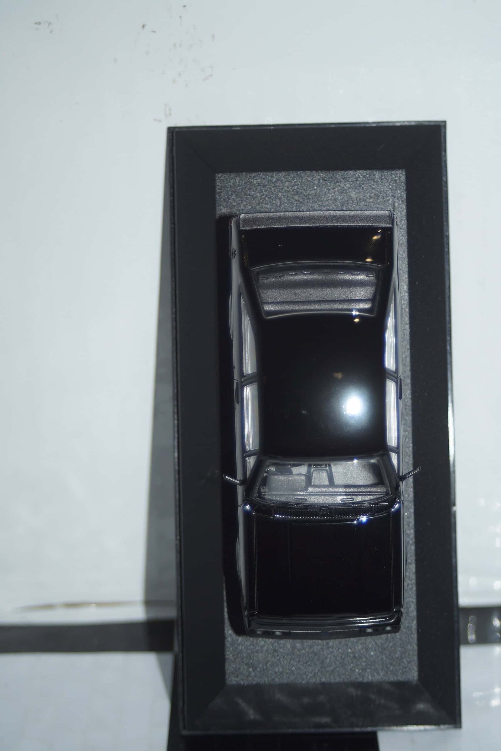 Vanguards ford escort mk2 rs2000 black 1/43 ref  va14906