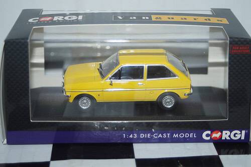 Vanguards ford fiesta mk1 1.1 ghia yellow 1/43 ref  va12513