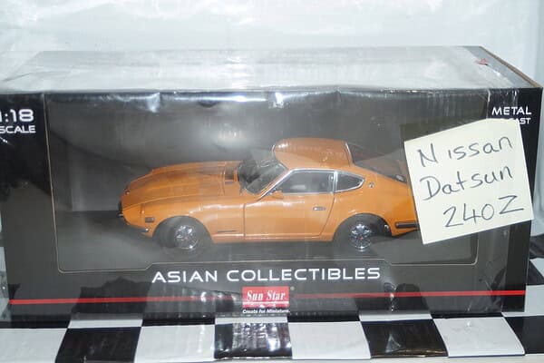 Sunstar nissan datsun 240z from 1972 in orange ref 3511