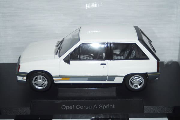 Model car group opel corsa a / nova sprint in white mcg18432 1:18th