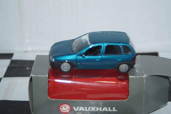 Gama vauxhall corsa turquoise in vauxhall box 1:43 scale