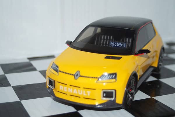 Otto renault 5 e-tech electric prototype 1/18 resin ot406