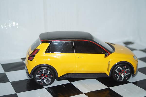 Otto renault 5 e-tech electric prototype 1/18 resin ot406