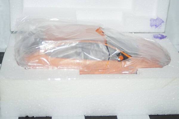 Otto ford focus st edition orange 2016 1:18 ot1078