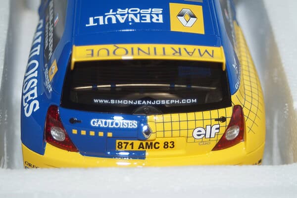 Otto renault clio rally 2004 1:18 ot1152