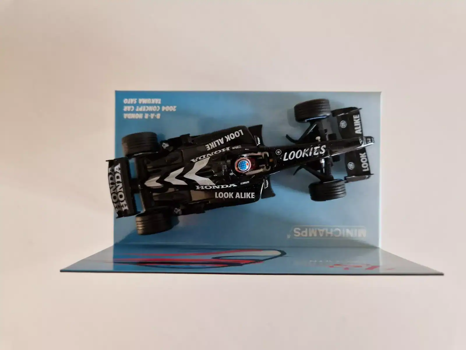 Minichamps bar honda 2004 concept car 2000 t.sato 518 034399 in 1:43 scale