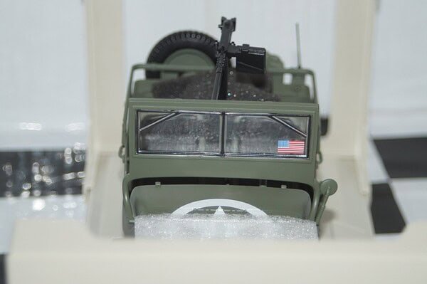 Norev willys jeep army 1944 d-day green 1:18 scale 189016
