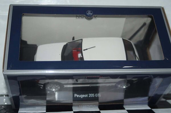 Norev peugeot 205 gti 1.9 1989 white 1:18 scale 184842