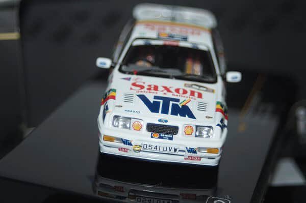 Ixo ford sierra rs cosworth d`ypres rally 1990, colin mcrae rac213