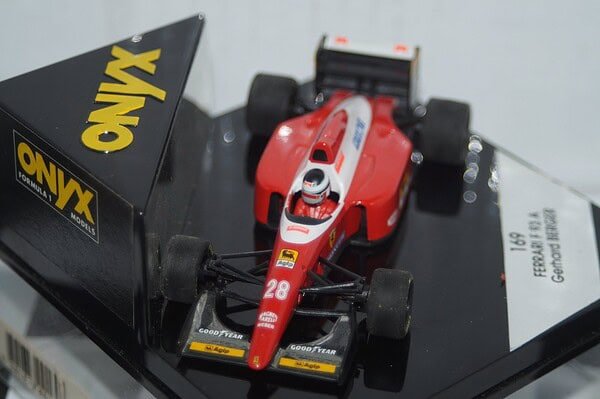 Onyx ferrari f 93 a gerhard berger in 1:34 ref 169