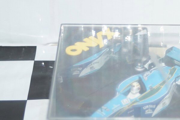 Onyx f1 pacific ford pr02 jean-denis deletraz 1:43rd ref 254