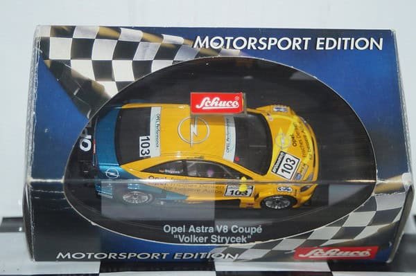 Schuco opel astra v8 coupe 2002 volker strycek 1:43 ref 04880