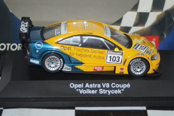 Schuco opel astra v8 coupe 2002 volker strycek 1:43 ref 04880