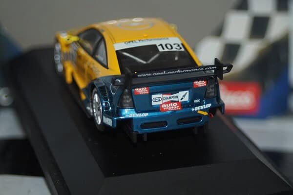 Schuco opel astra v8 coupe 2002 volker strycek 1:43 ref 04880