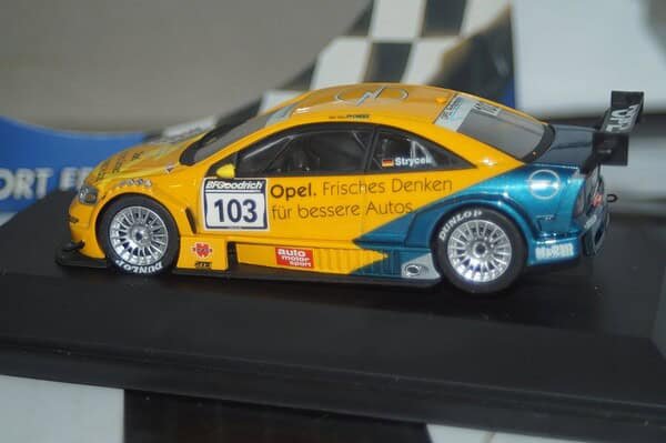 Schuco opel astra v8 coupe 2002 volker strycek 1:43 ref 04880